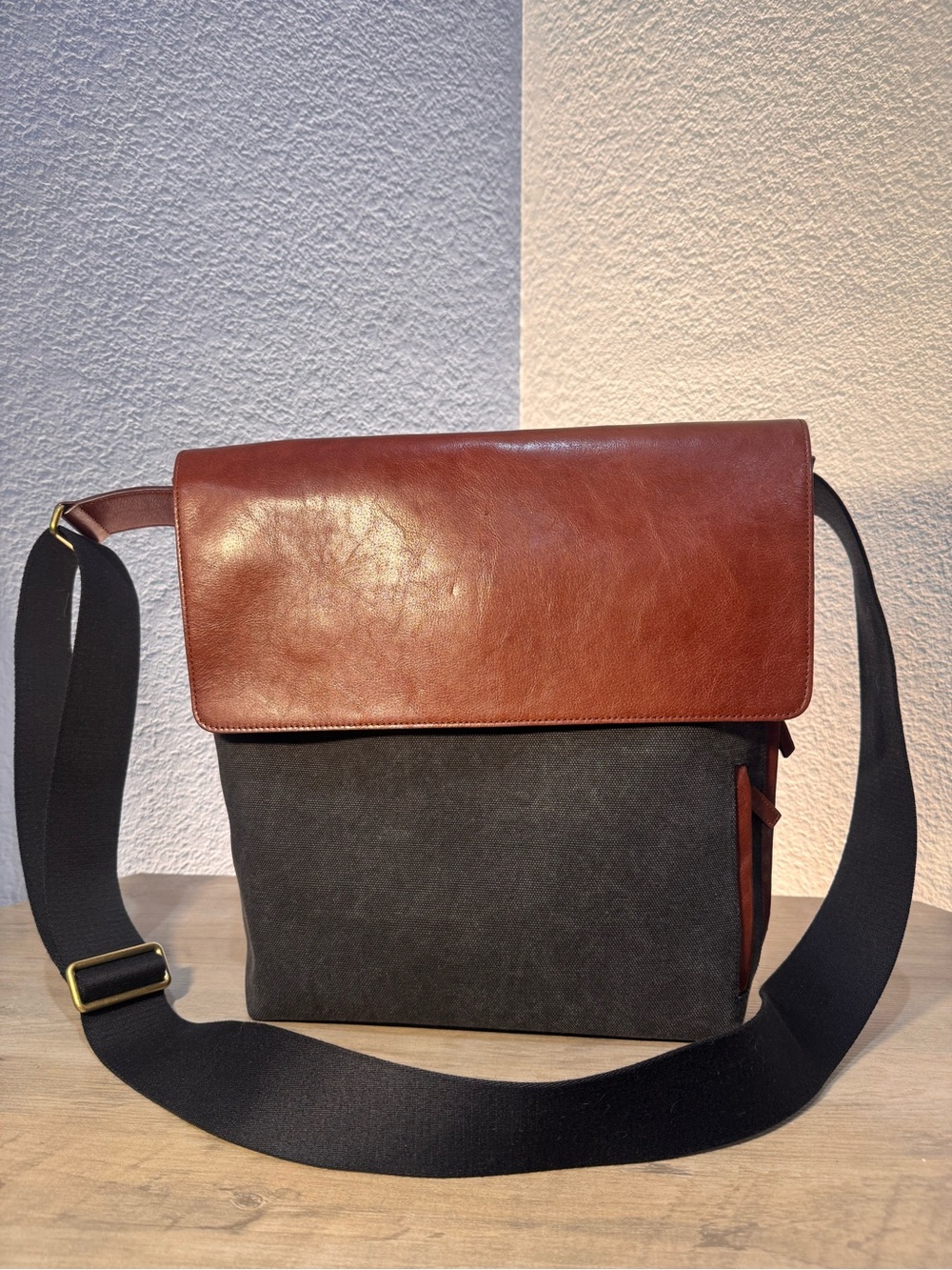 Jim Thompson Thai Cotton & Leather Messenger Laptop Bag Brown Black EUC